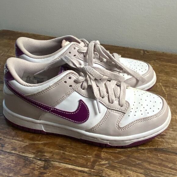 Nike Dunk Low Platinum Violet size 4 - Picture 1 of 6